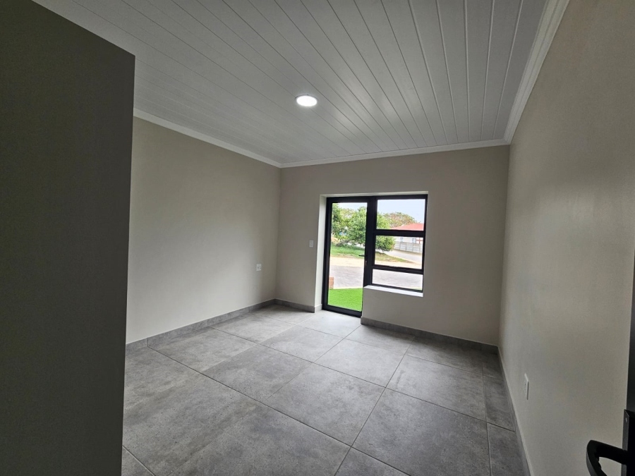 4 Bedroom Property for Sale in Stilbaai Wes Western Cape